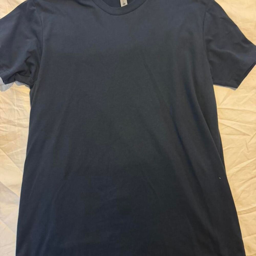 Men's Black and Navy T-shirt Small